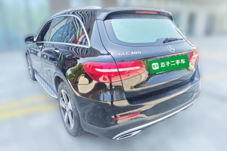 Used Mercedes-Benz GLC 2017 GLC 260 4MATIC Luxury Model Rear Left 45 Deg