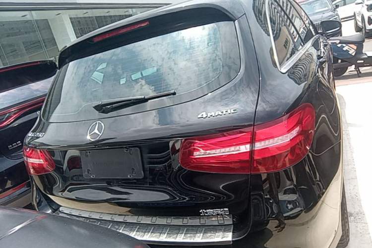 Used Mercedes-Benz GLC 2017 GLC 260 4MATIC Dynamic Edition Rear