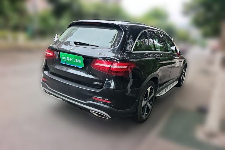 Used Mercedes-Benz GLC 2017 GLC 260 4MATIC Luxury Model Rear Right 45 Deg