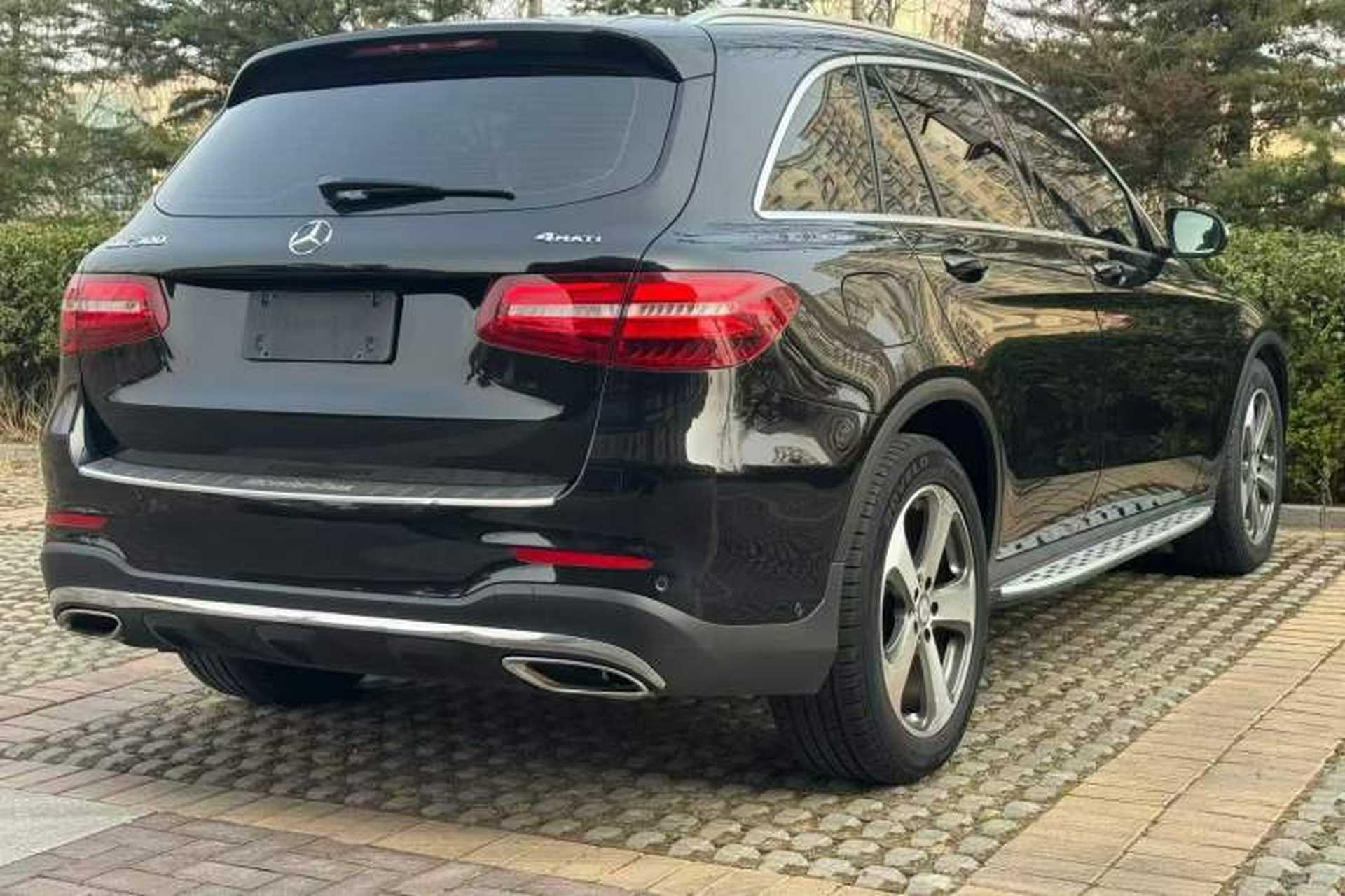 Used Mercedes-Benz GLC 2017 GLC 300 4MATIC Sport Edition Rear Right 45 Deg