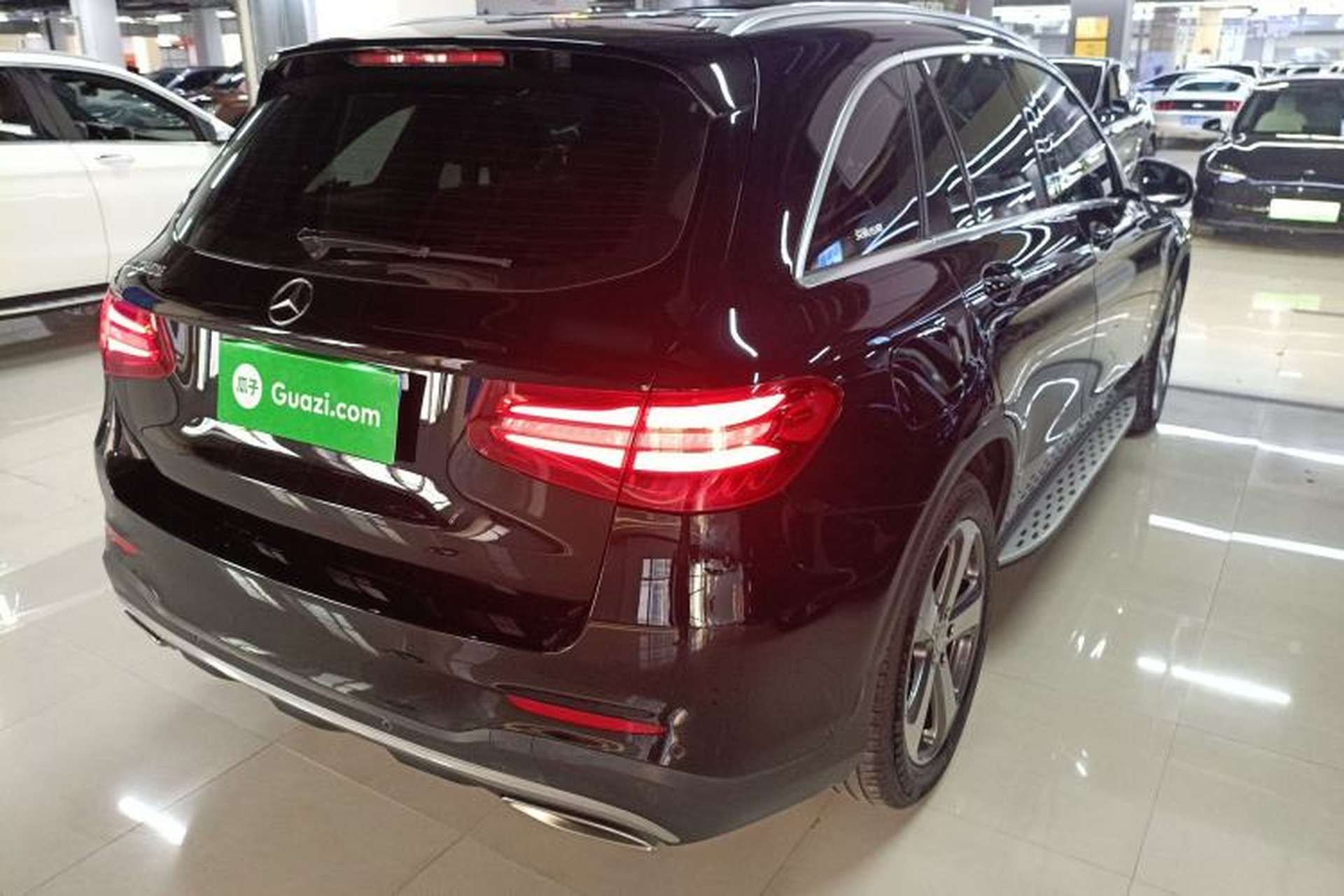 Used Mercedes-Benz GLC 2017 GLC 260 4MATIC Luxury Model Rear Right 45 Deg