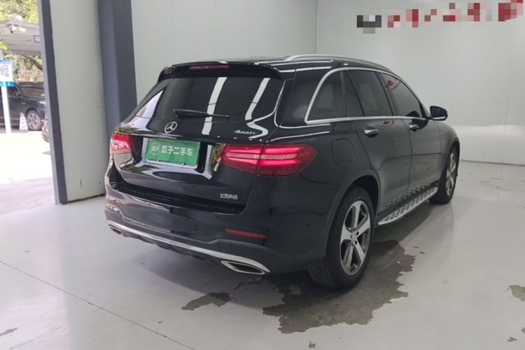 Used Mercedes-Benz GLC 2017 GLC 260 4MATIC Luxury Model Rear Right 45 Deg