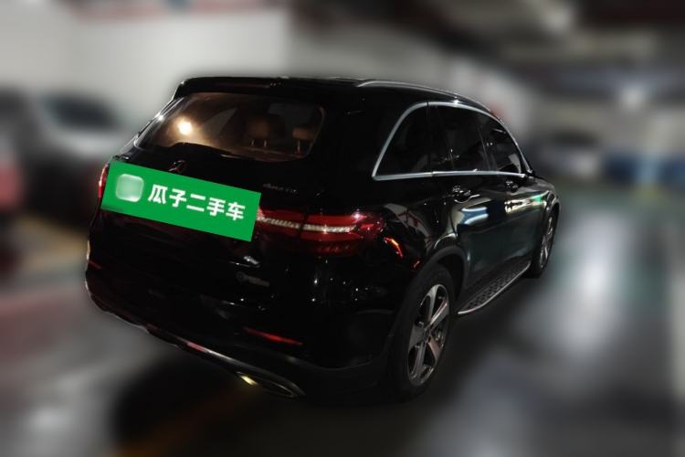 Used Mercedes-Benz GLC 2017 GLC 260 4MATIC Luxury Model Rear Right 45 Deg