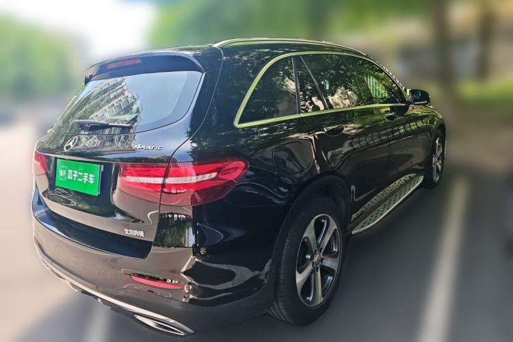 Used Mercedes-Benz GLC 2017 GLC 260 4MATIC Luxury Model Rear Right 45 Deg