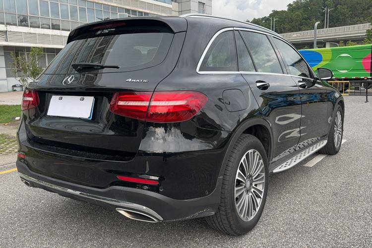 Used Mercedes-Benz GLC 2017 GLC 260 4MATIC Dynamic Edition Rear Right 45 Deg