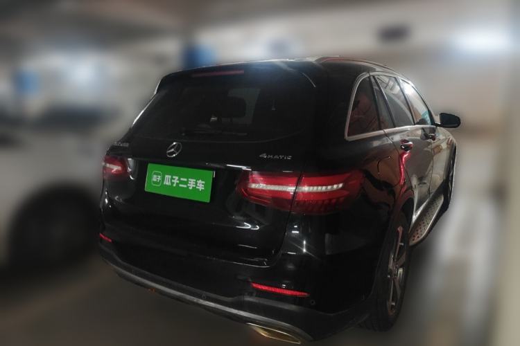 Used Mercedes-Benz GLC 2017 GLC 260 4MATIC Luxury Model Rear Right 45 Deg