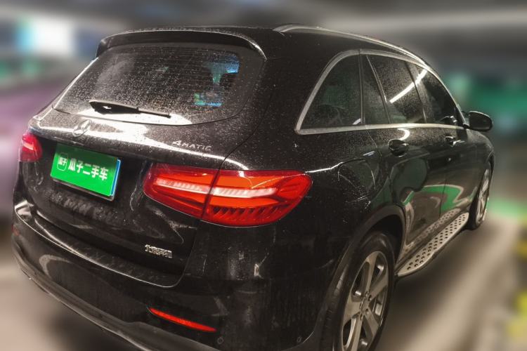 Used Mercedes-Benz GLC 2017 GLC 260 4MATIC Luxury Model Rear Right 45 Deg