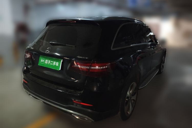 Used Mercedes-Benz GLC 2017 GLC 300 4MATIC Luxury Model Rear Right 45 Deg