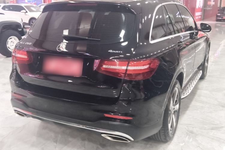 Used Mercedes-Benz GLC 2017 GLC 260 4MATIC Luxury Model Rear Right 45 Deg
