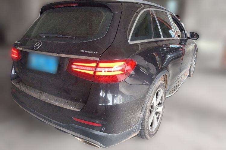 Used Mercedes-Benz GLC 2017 GLC 260 4MATIC Luxury Model Rear Right 45 Deg