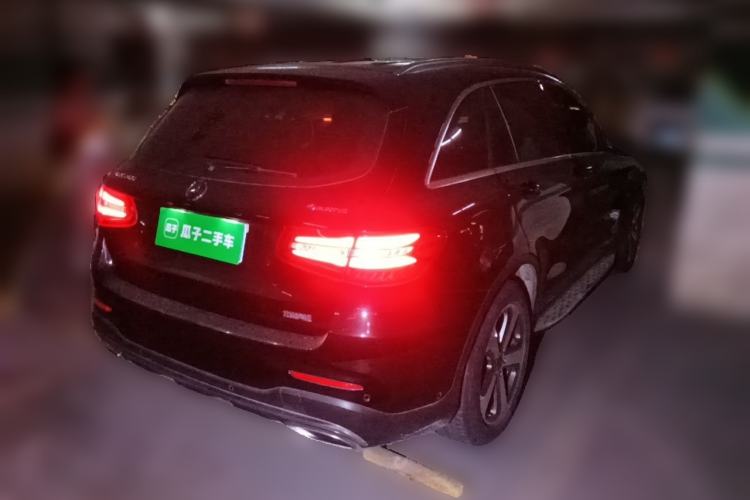 Used Mercedes-Benz GLC 2017 GLC 260 4MATIC Luxury Model Rear Right 45 Deg