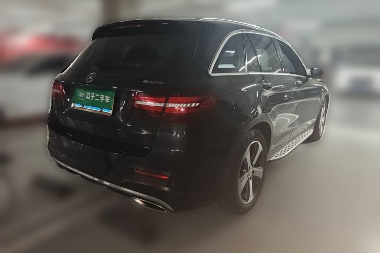 Used Mercedes-Benz GLC 2017 GLC 260 4MATIC Luxury Model Rear Right 45 Deg