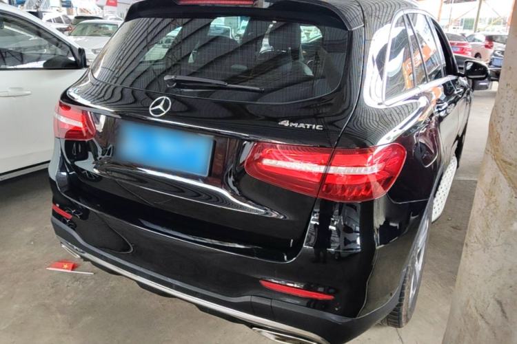 Used Mercedes-Benz GLC 2017 GLC 260 4MATIC Luxury Model Rear Right 45 Deg