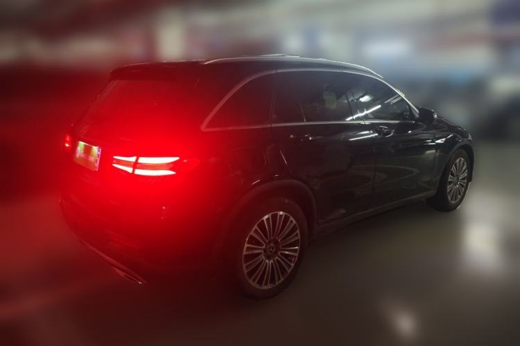 Used Mercedes-Benz GLC 2017 GLC 260 4MATIC Dynamic Edition Rear Right 45 Deg