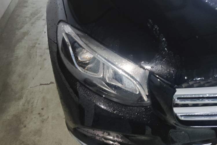 Used Mercedes-Benz GLC 2017 GLC 260 4MATIC Luxury Model Right Front Headlight