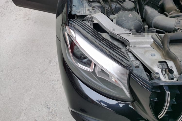 Used Mercedes-Benz GLC 2017 GLC 260 4MATIC Dynamic Edition Right Front Headlight