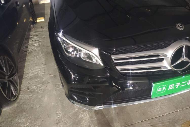 Used Mercedes-Benz GLC 2017 GLC 260 4MATIC Luxury Model Right Front Headlight