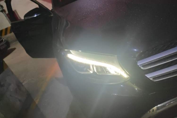 Used Mercedes-Benz GLC 2017 GLC 200 4MATIC Right Front Headlight