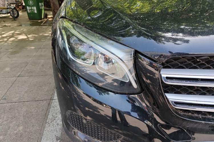 Used Mercedes-Benz GLC 2017 GLC 200 4MATIC Right Front Headlight