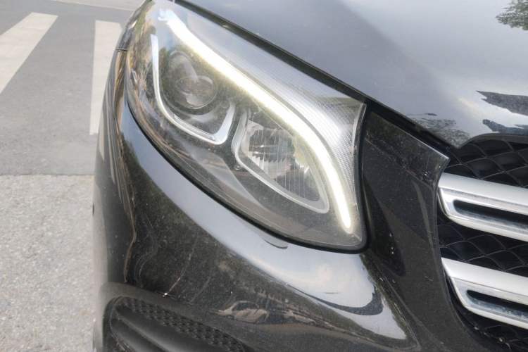 Used Mercedes-Benz GLC 2017 GLC 260 4MATIC Dynamic Edition Right Front Headlight