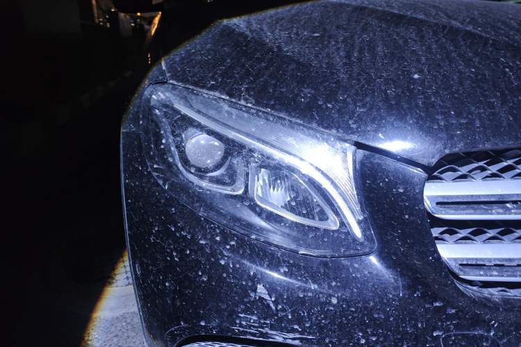 Used Mercedes-Benz GLC 2017 GLC 260 4MATIC Luxury Model Right Front Headlight