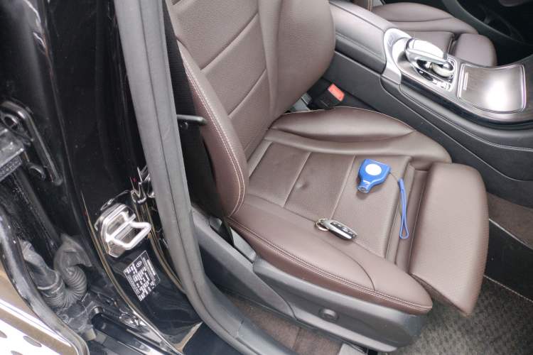 Used Mercedes-Benz GLC 2017 GLC 200 4MATIC Right Front Seat