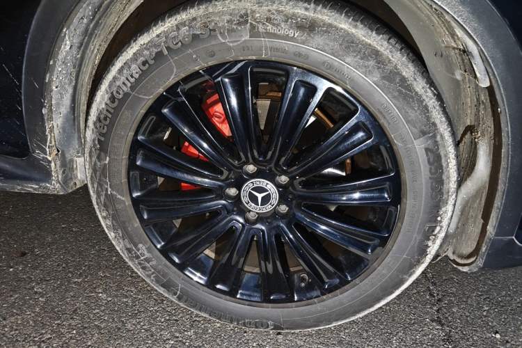 Used Mercedes-Benz GLC 2017 GLC 200 4MATIC Right Front Wheel Hub