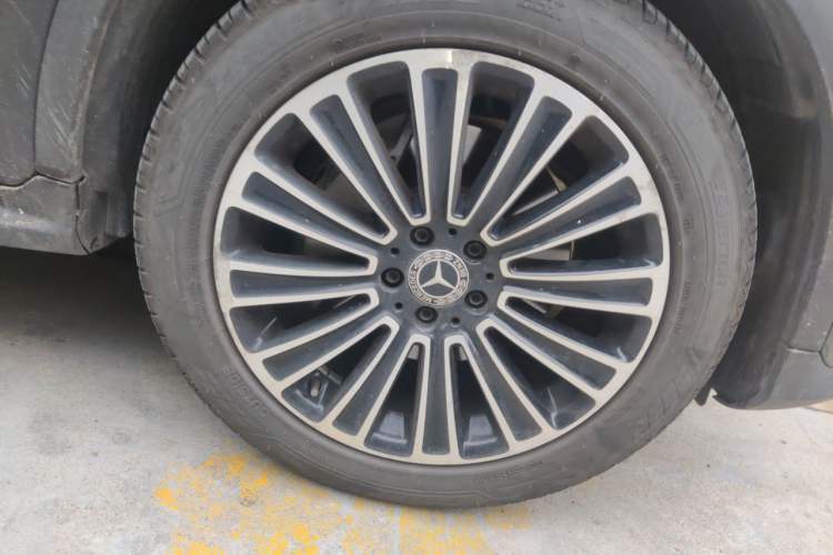 Used Mercedes-Benz GLC 2017 GLC 200 4MATIC Right Front Wheel Hub