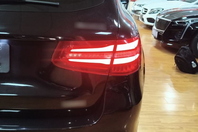 Used Mercedes-Benz GLC 2017 GLC 260 4MATIC Luxury Model Right Rear Taillight