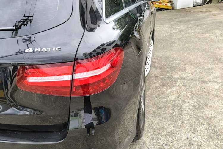 Used Mercedes-Benz GLC 2017 GLC 300 4MATIC Sport Edition Right Rear Taillight