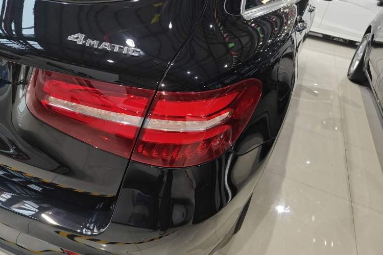 Used Mercedes-Benz GLC 2017 GLC 260 4MATIC Dynamic Edition Right Rear Taillight