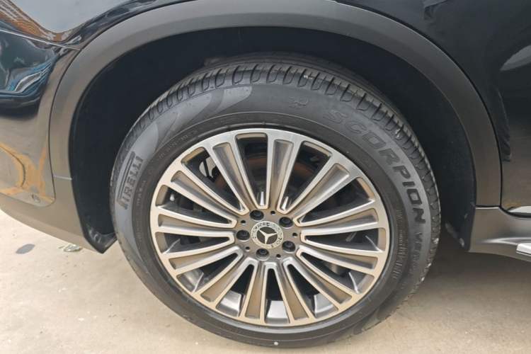 Used Mercedes-Benz GLC 2017 GLC 260 4MATIC Dynamic Edition Right Rear Wheel Hub