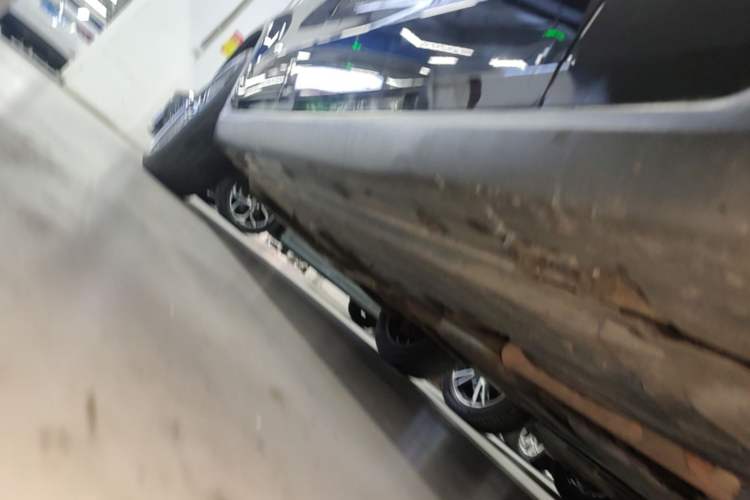 Used Mercedes-Benz GLC 2017 GLC 200 4MATIC Right Side Sill