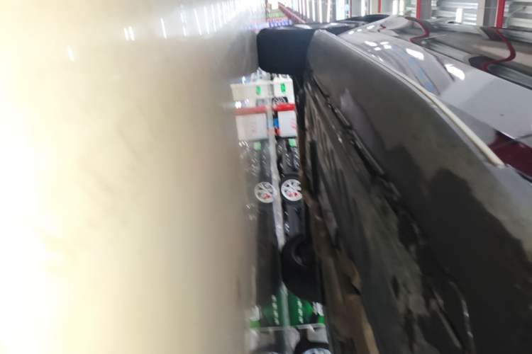 Used Mercedes-Benz GLC 2017 GLC 260 4MATIC Luxury Model Right Side Sill