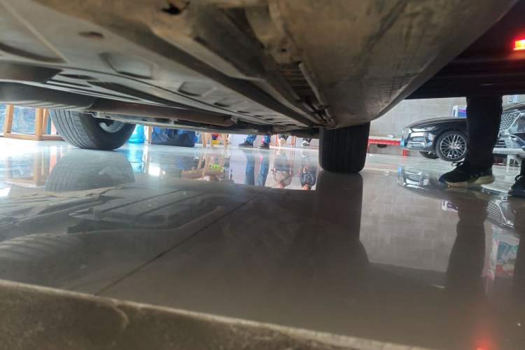 Used Mercedes-Benz GLC 2017 GLC 200 4MATIC Right Side Sill