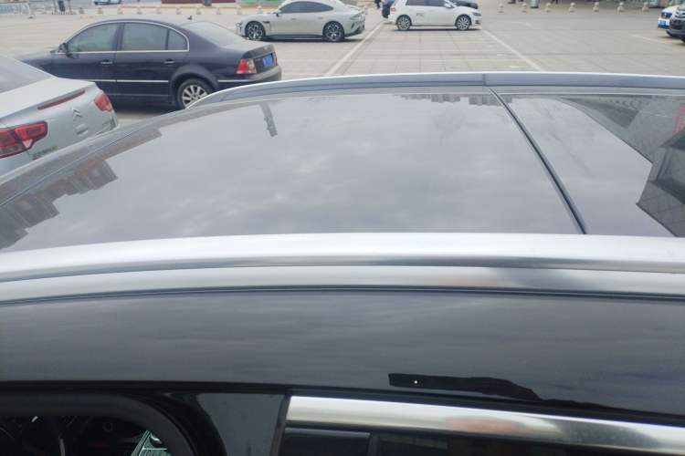 Used Mercedes-Benz GLC 2017 GLC 200 4MATIC Roof