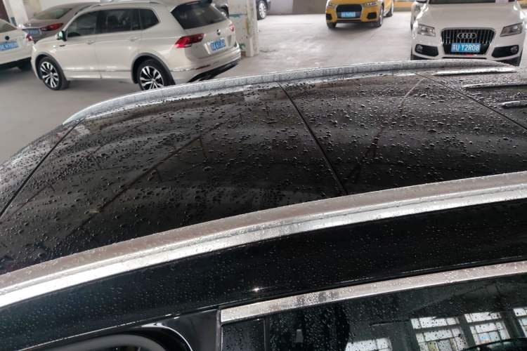 Used Mercedes-Benz GLC 2017 GLC 260 4MATIC Luxury Model Roof