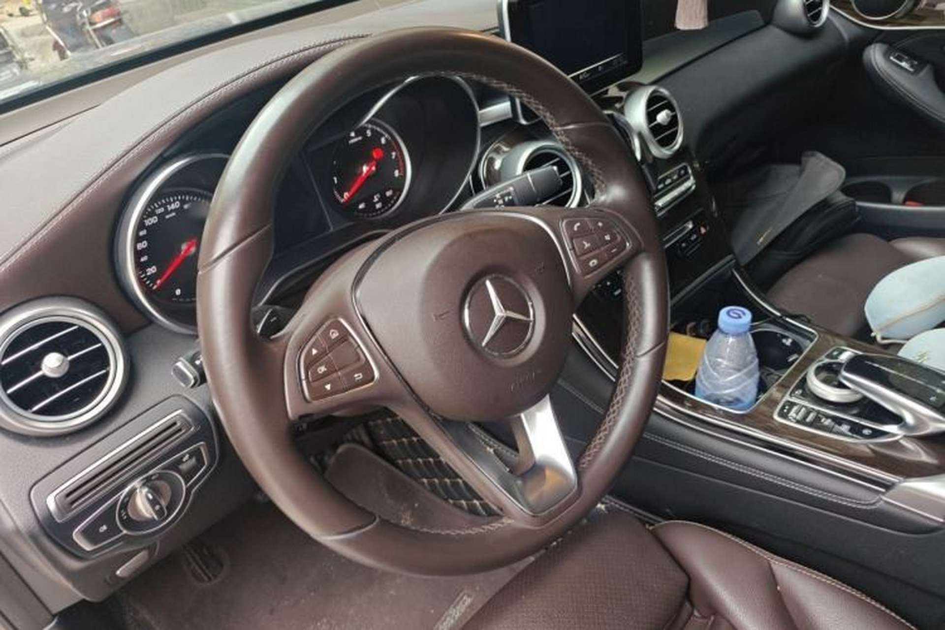 Used Mercedes-Benz GLC 2017 GLC 260 4MATIC Dynamic Edition Steering Wheel