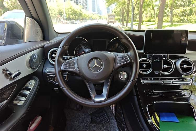 Used Mercedes-Benz GLC 2017 GLC 200 4MATIC Steering Wheel