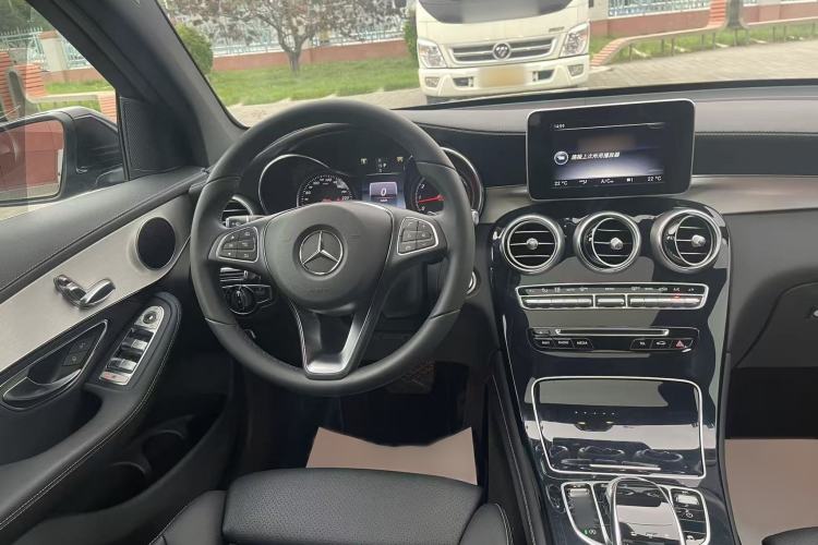 Used Mercedes-Benz GLC 2017 GLC 200 4MATIC Steering Wheel