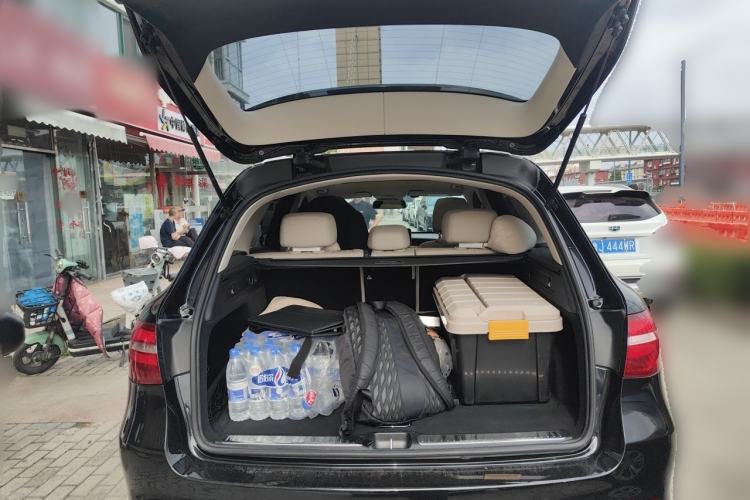 Used Mercedes-Benz GLC 2017 GLC 300 4MATIC Sport Edition Trunk