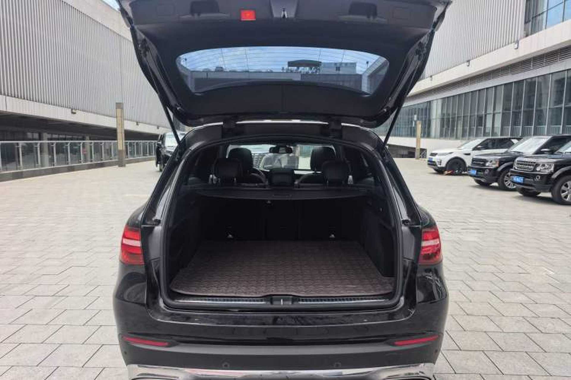 Used Mercedes-Benz GLC 2017 GLC 200 4MATIC Trunk