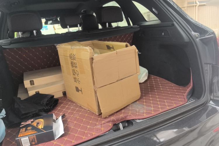 Used Mercedes-Benz GLC 2017 GLC 300 4MATIC Sport Edition Trunk