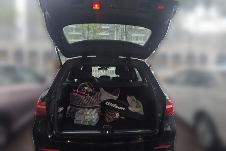 Used Mercedes-Benz GLC 2017 GLC 260 4MATIC Dynamic Edition Trunk