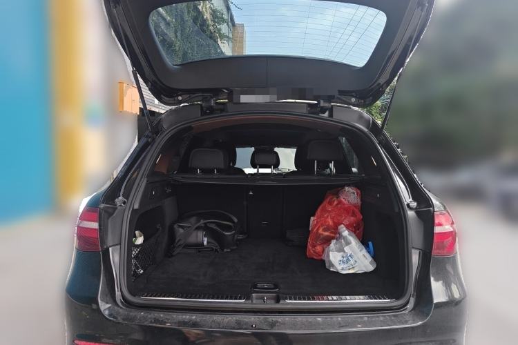 Used Mercedes-Benz GLC 2017 GLC 300 4MATIC Luxury Model Trunk