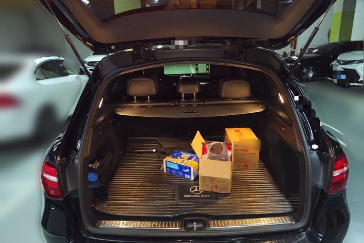 Used Mercedes-Benz GLC 2017 GLC 300 4MATIC Sport Edition Trunk