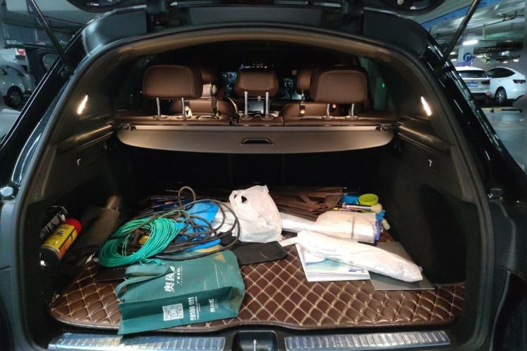 Used Mercedes-Benz GLC 2017 GLC 260 4MATIC Dynamic Edition Trunk