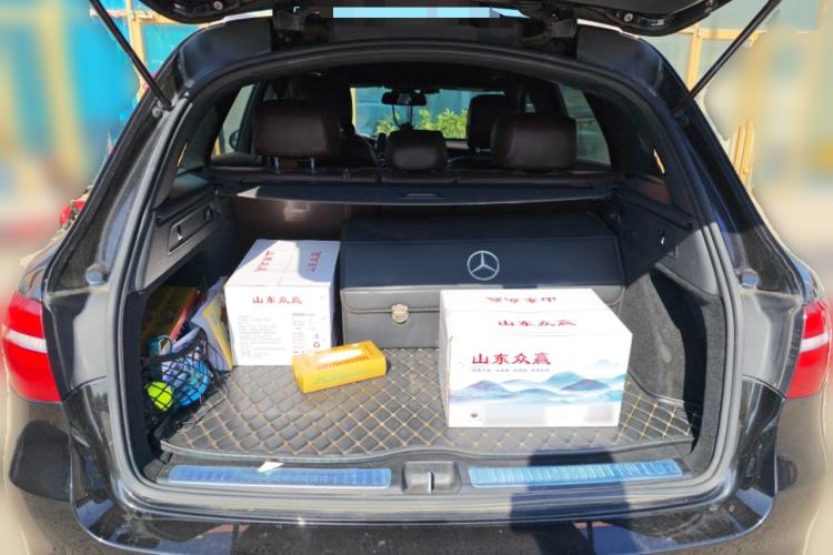 Used Mercedes-Benz GLC 2017 GLC 260 4MATIC Dynamic Edition Trunk