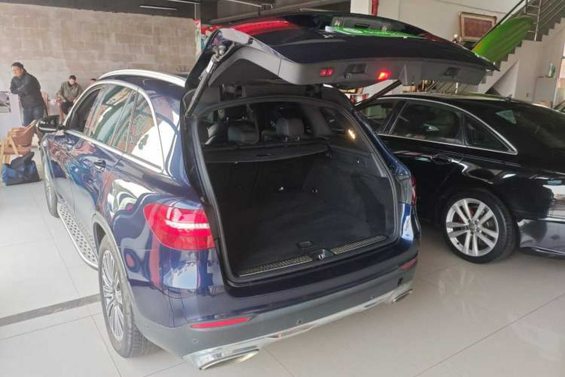 Used Mercedes-Benz GLC 2017 GLC 200 4MATIC Trunk
