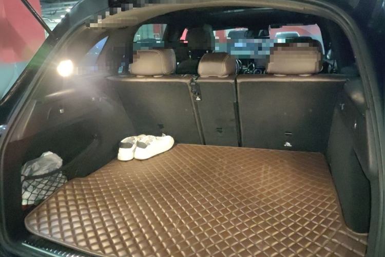 Used Mercedes-Benz GLC 2017 GLC 260 4MATIC Luxury Model Trunk